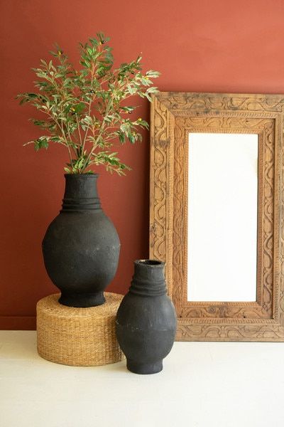 Black Paper Mache Urns (2 sizes)