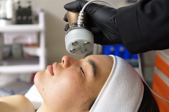 Cellular Rejuvenation: Mastering Needle-Free Mesotherapy