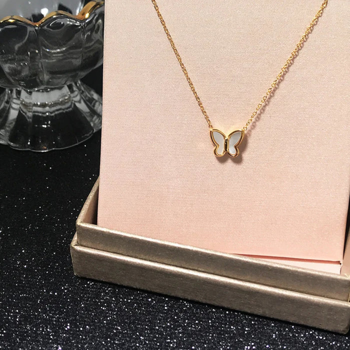 Delicate Golden Chain Dainty Butterfly Pendant Necklace Charm Layering Jewelry