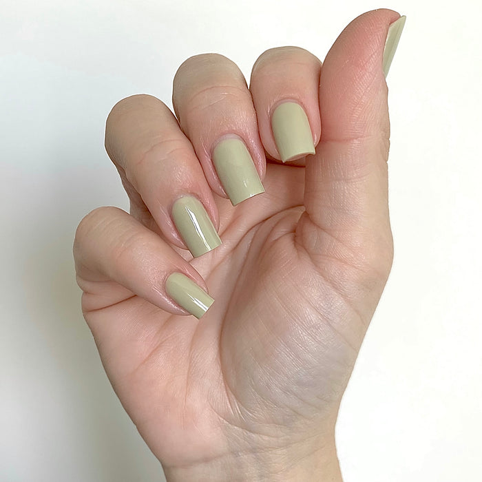 Looky Vernis Gel 3 en 1 #1015 Matcha Glacé (Collection Escapade)