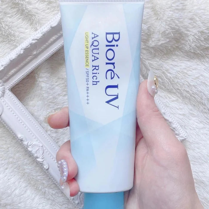 Biore UV Aqua Rich Light Up Essence SPF50+ PA++++ 70 g