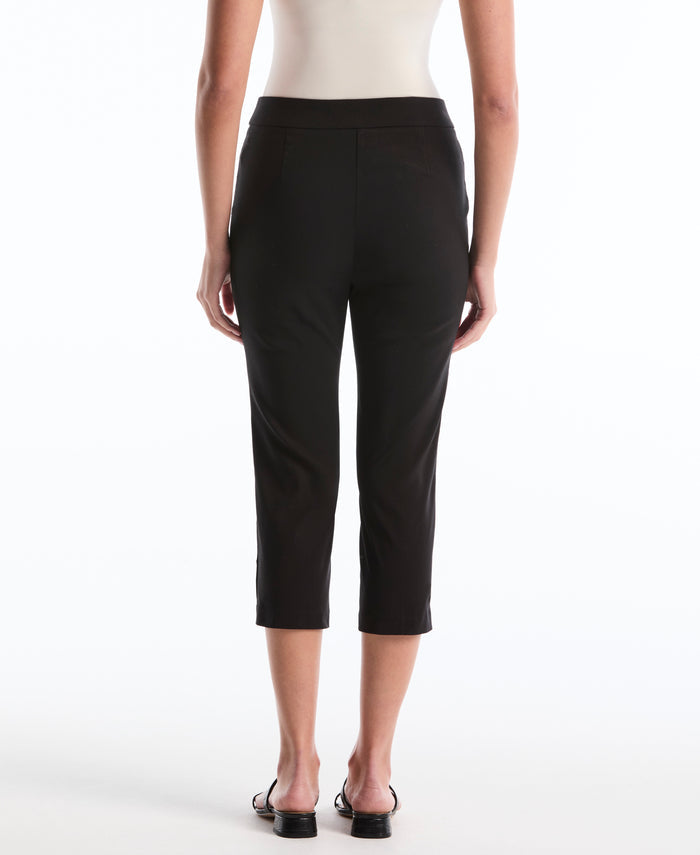 Button Detail Capri (Black)