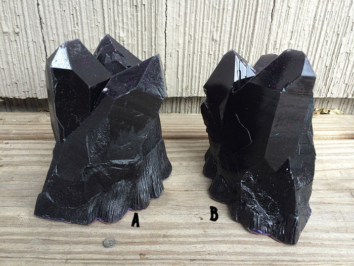 CAST CRYSTAL- QUARTZ ( NO LIGHT)