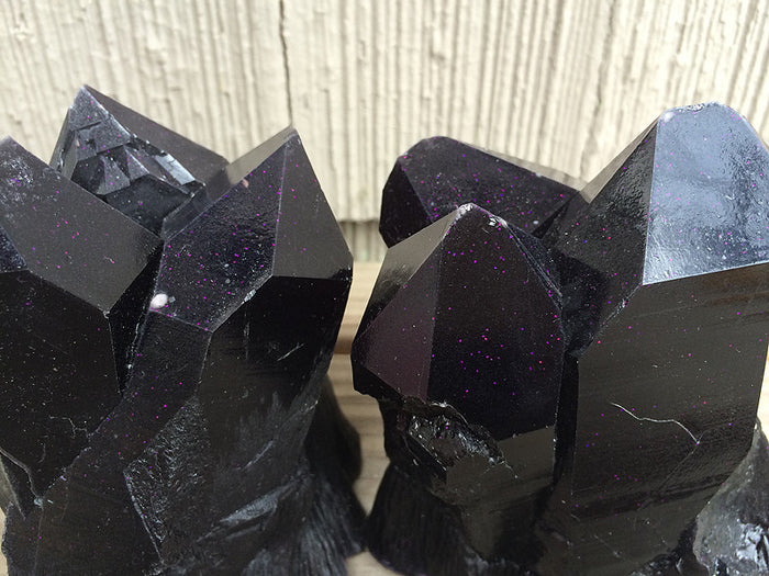 CAST CRYSTAL- QUARTZ ( NO LIGHT)