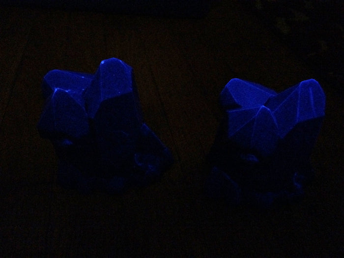 CAST CRYSTAL- QUARTZ ( NO LIGHT)