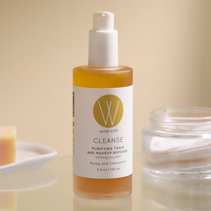 Wildcraft-Cleanse Makeup Remover-Skincare-cleanse-makeup-remover-lifestyle-2-The Detox Market |