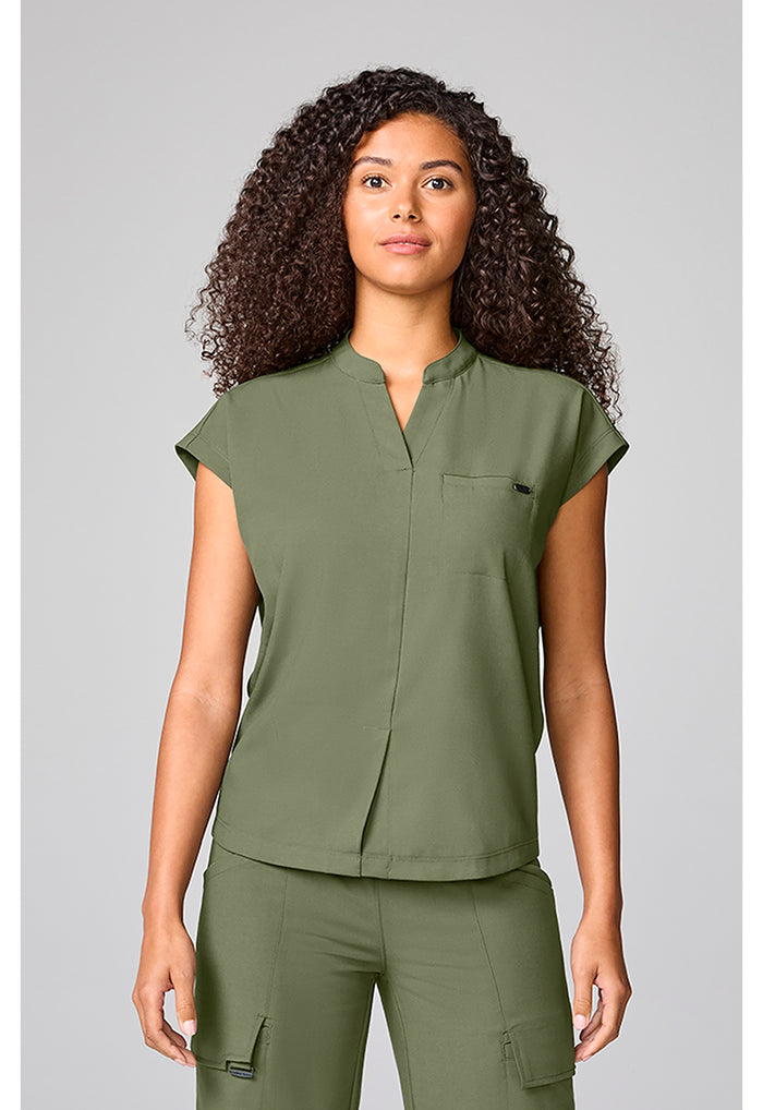 Healing Hands Quest Blythe Mandarin Collar Scrub Top