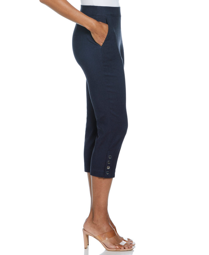 Indigo Rinse Rivet Detail Pull-On Capris (Rinse)