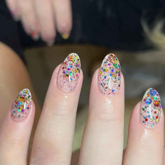 Light Elegance Glitter Gel - Everyone's a Critic