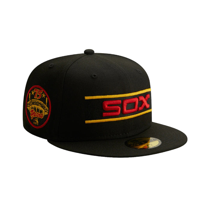New Era Black Chicago White Sox 75th Anniversary Gold Undervisor 59FIFTY Fitted Hat (Size 8)