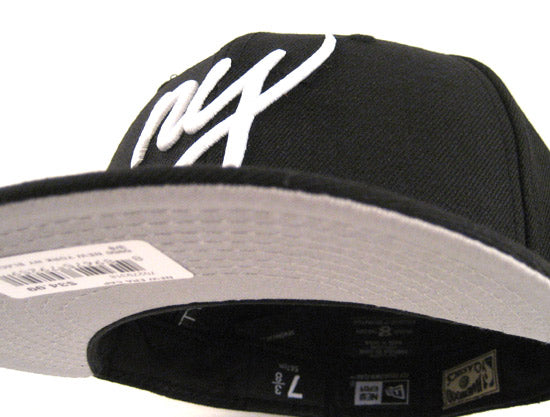 NY Script 59FIFTY New Era Fitted Hat (BLACK WHITE GRAY UNDER BRIM)