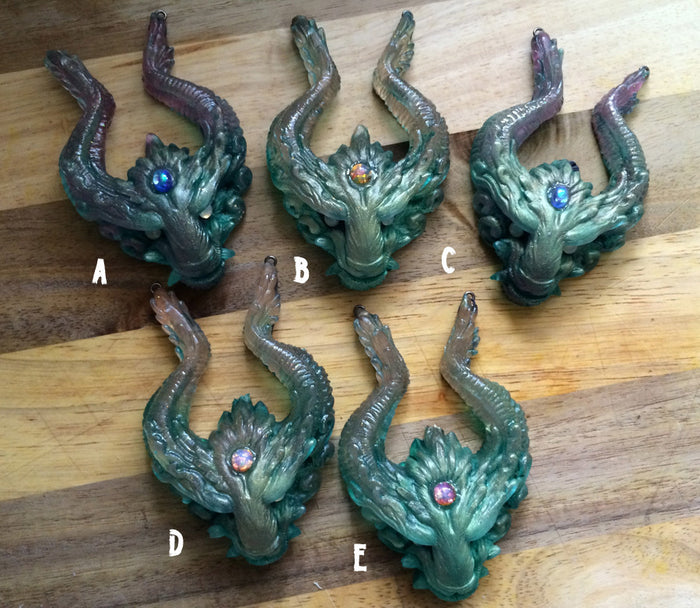 OLD GUARD PENDANT- GREENS