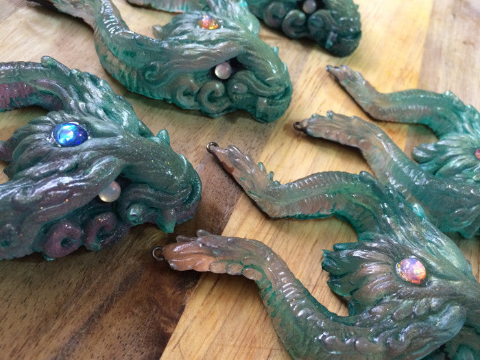 OLD GUARD PENDANT- GREENS