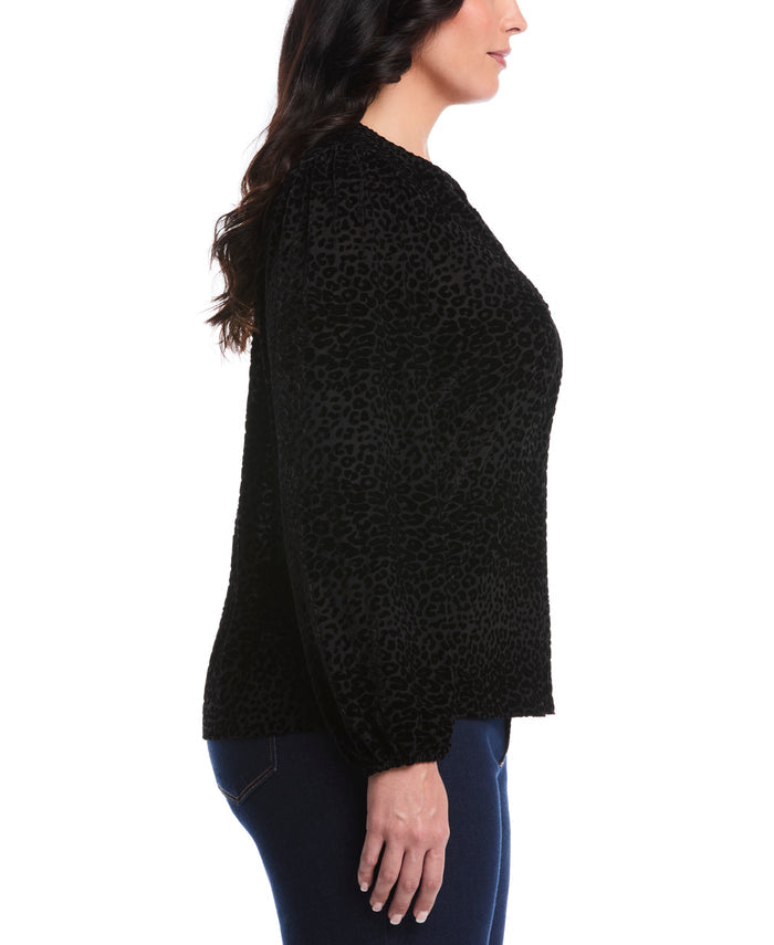 Plus Size Cheetah Print Split Neck Popover Blouse (Black)