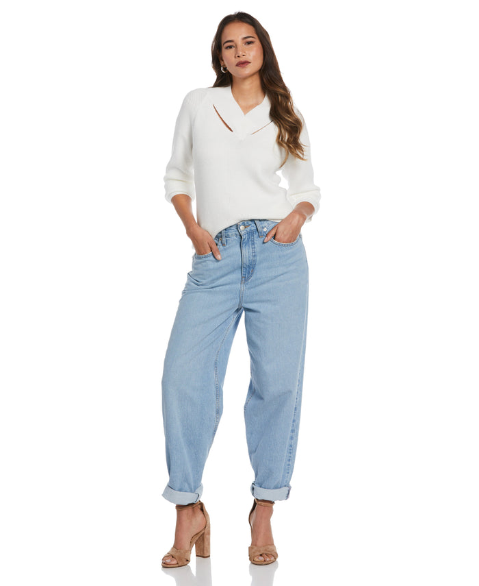 Cutout Neck Sweater (Snow White)