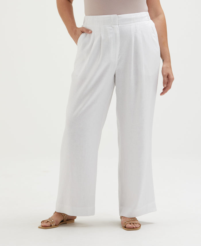 Plus Size Linen Blend Pleated Wide Leg Pant (White)