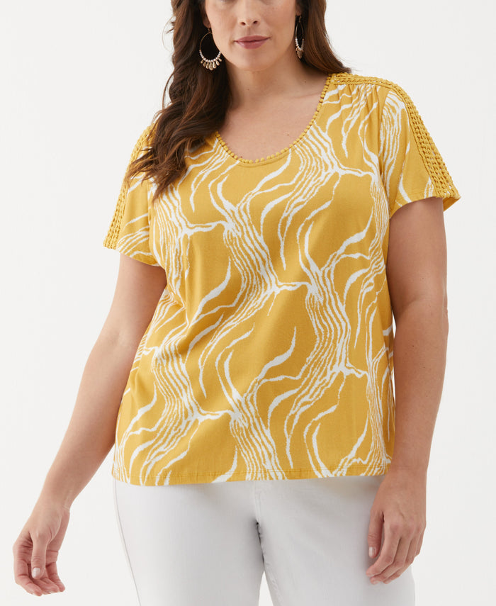 Plus Size Ripple Print Dot Trim Tee (Golden Spice)