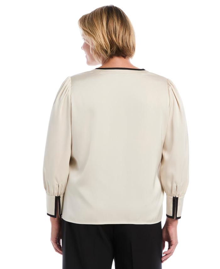 Plus Size Split Neck Contrast Trim Blouse (Oatmeal)
