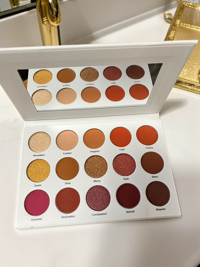 Velvet Bloom 15 - Color Eyeshadow Palette with Mirror – Matte & Shimmer Shades | Reiland Beauty Products - Reiland Beauty Products, LLC